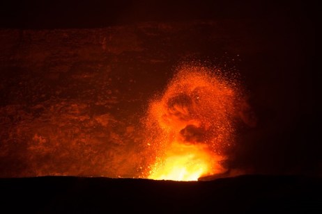 volcano-2062877_640